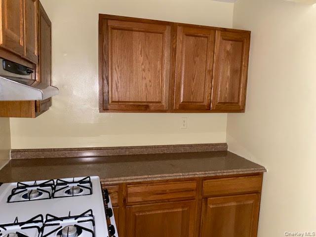 #12 photo, 199 Hoover Road, Yonkers , NY 10710