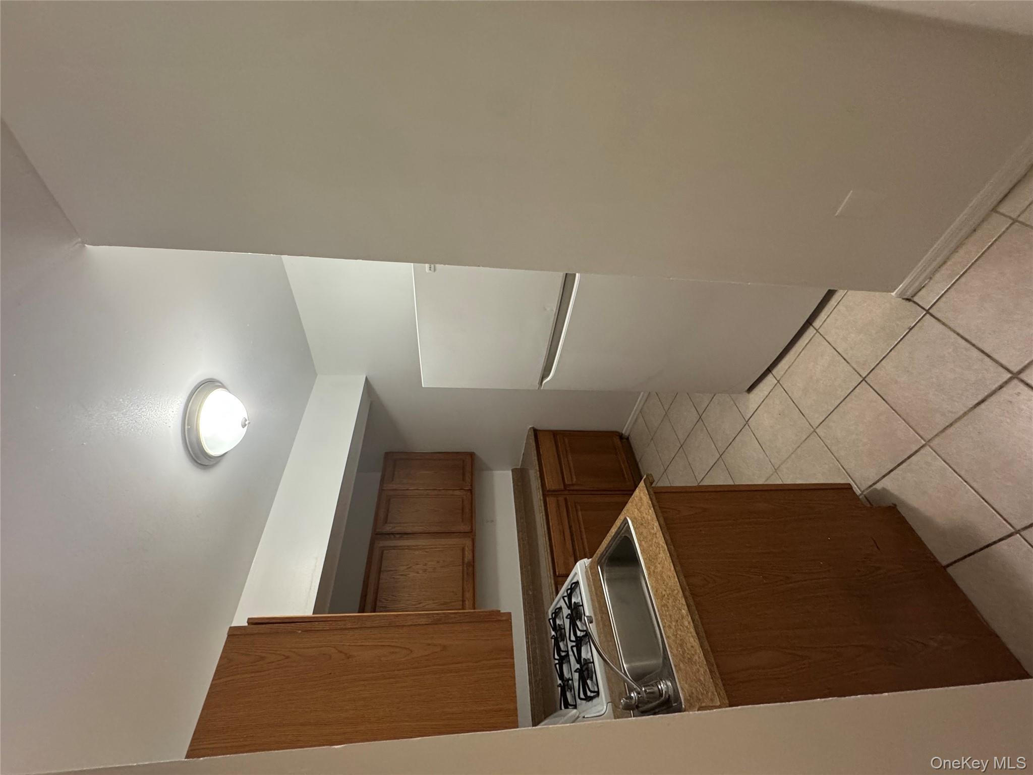 #13 photo, 199 Hoover Road, Yonkers , NY 10710