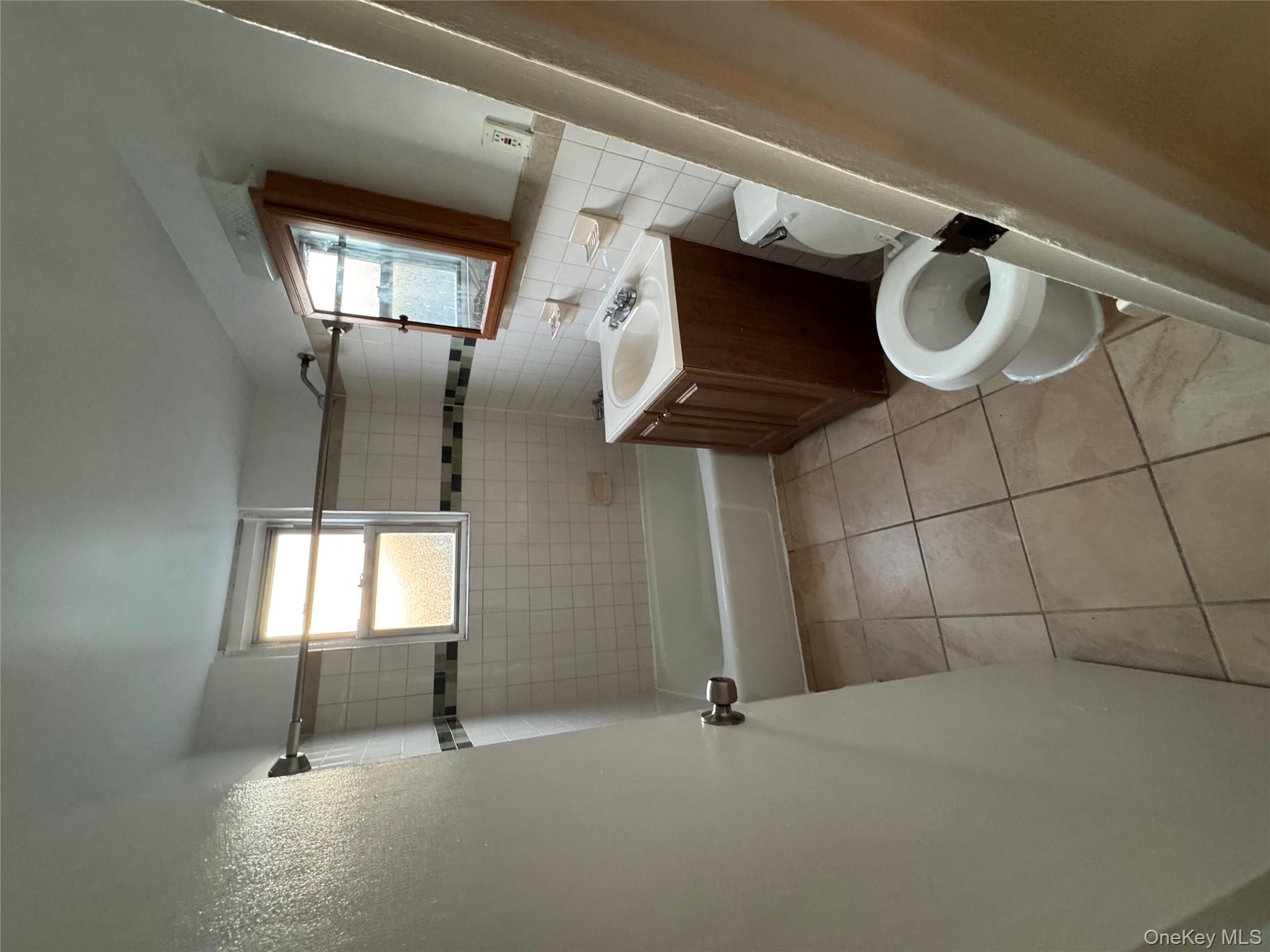 #9 photo, 199 Hoover Road, Yonkers , NY 10710