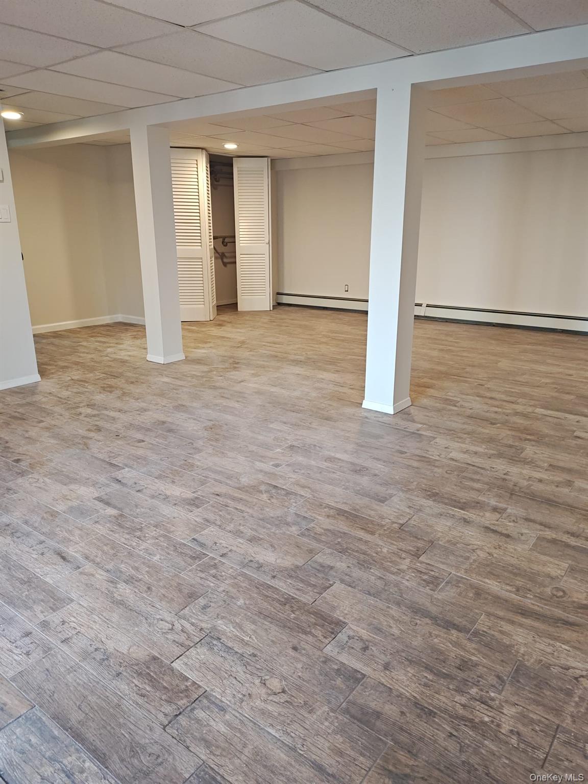 #16 photo, 2354 N Wading River Road, سوفولك Wading River , NY 11792