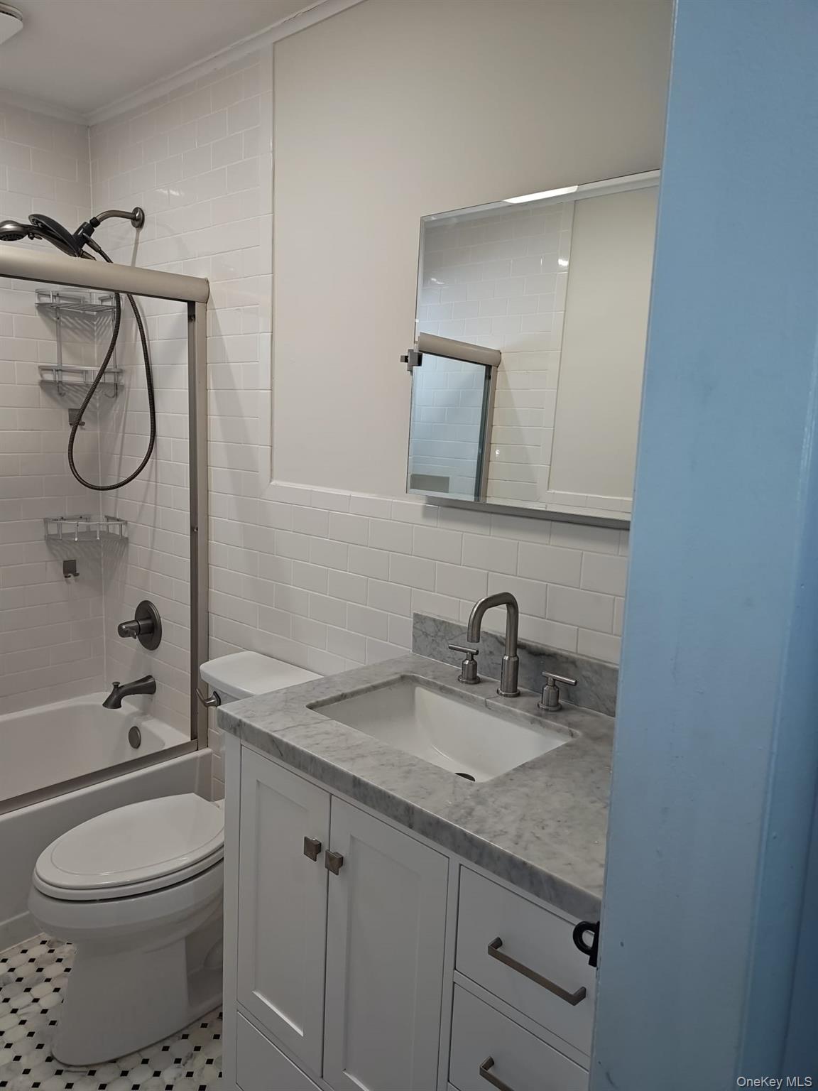 #9 photo, 2354 N Wading River Road, سوفولك Wading River , NY 11792