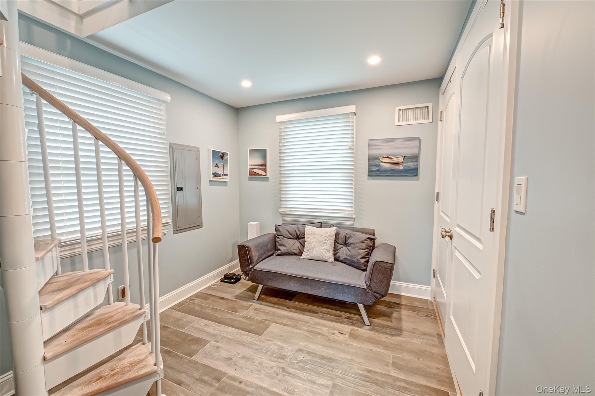 #13 photo, 71 S Bay Drive, سوفولك Babylon , NY 11702