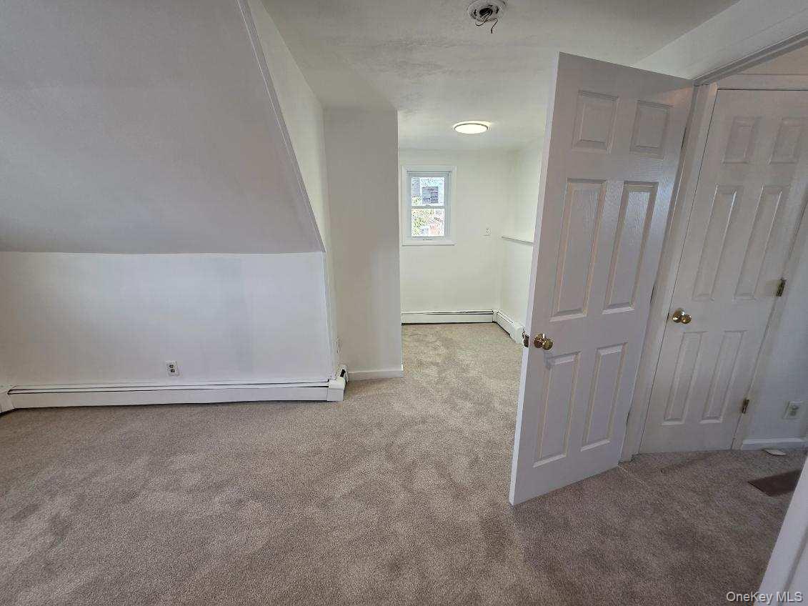 #11 photo, 125 Greenwood Drive, מחוז סאפוק North Babylon , NY 11703