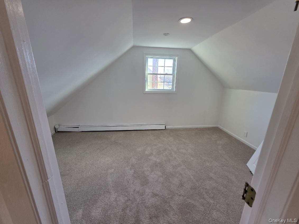 #13 photo, 125 Greenwood Drive, מחוז סאפוק North Babylon , NY 11703