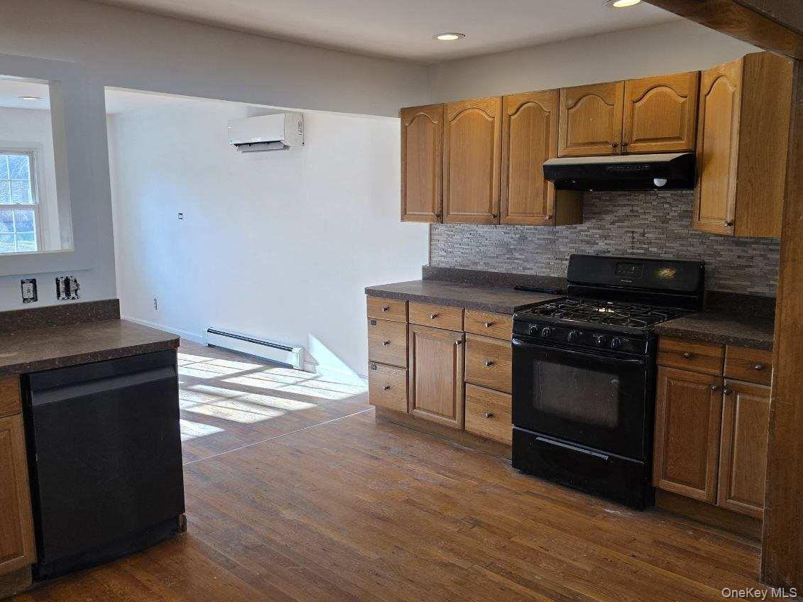 #7 photo, 125 Greenwood Drive, מחוז סאפוק North Babylon , NY 11703