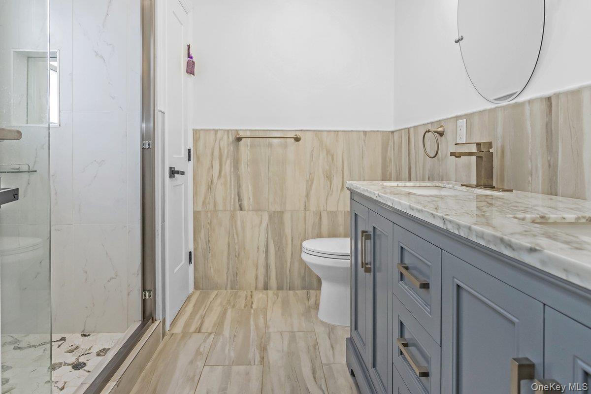 #18 photo, 7 Sebree Place, Plainview , NY 11803