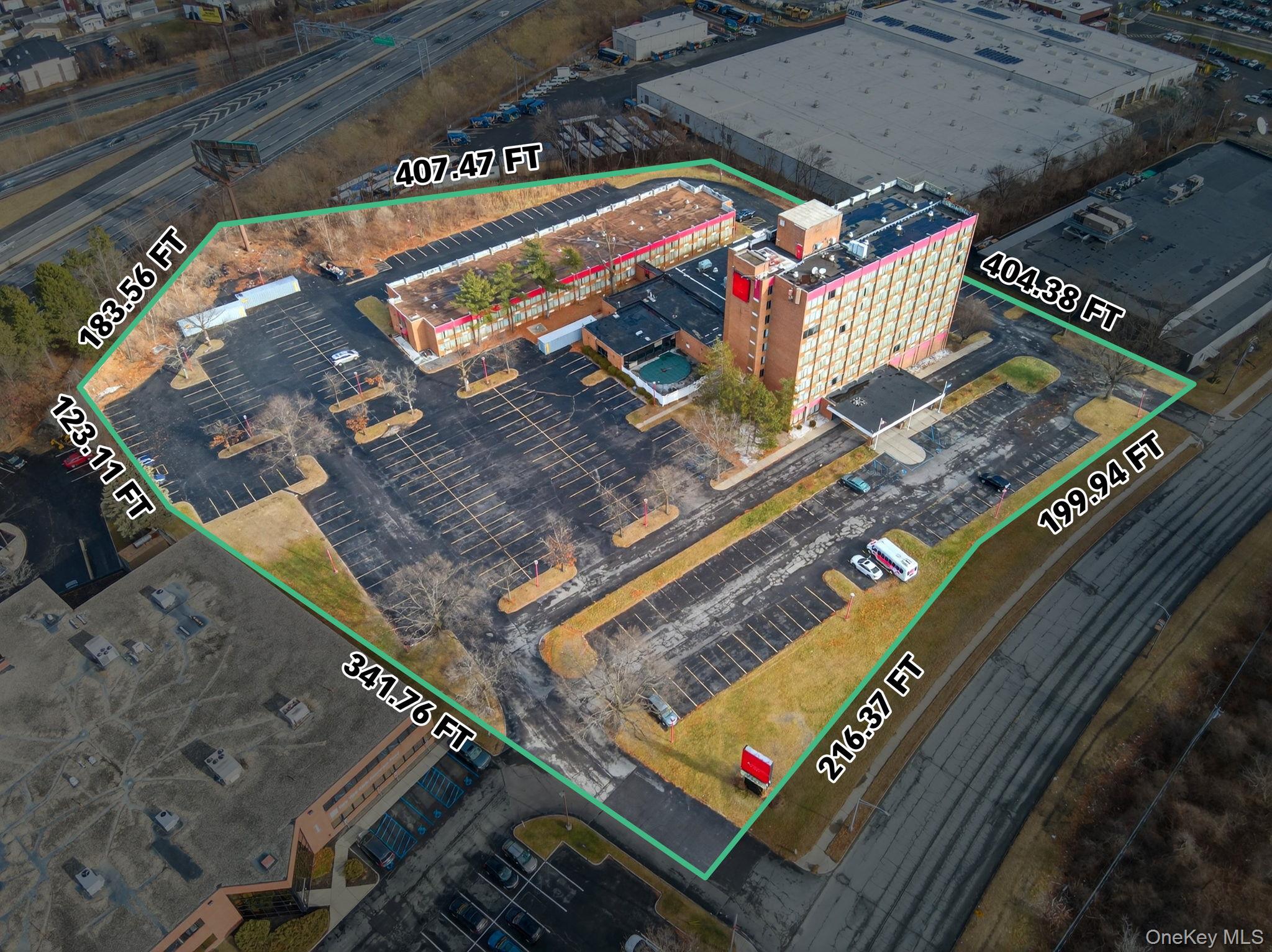 #11 photo, 3 Watervliet Ave Ext, 纽约州 Colonie , NY 12206