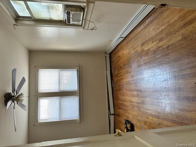 #5 photo, 116-02 Farmers Boulevard, Saint Albans , NY 11412