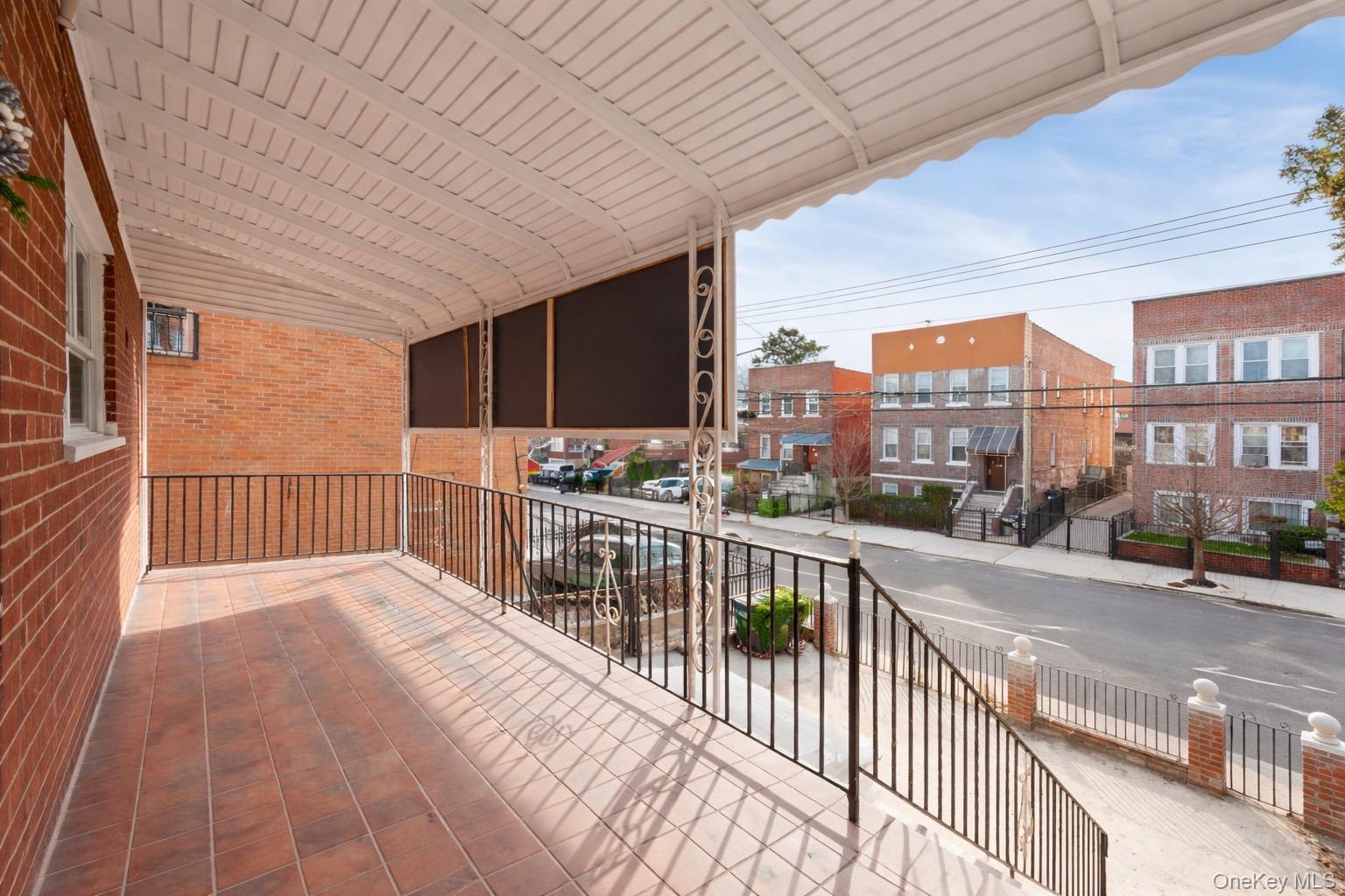 #2 photo, 1031 E 225, הברונקס Bronx , NY 10466