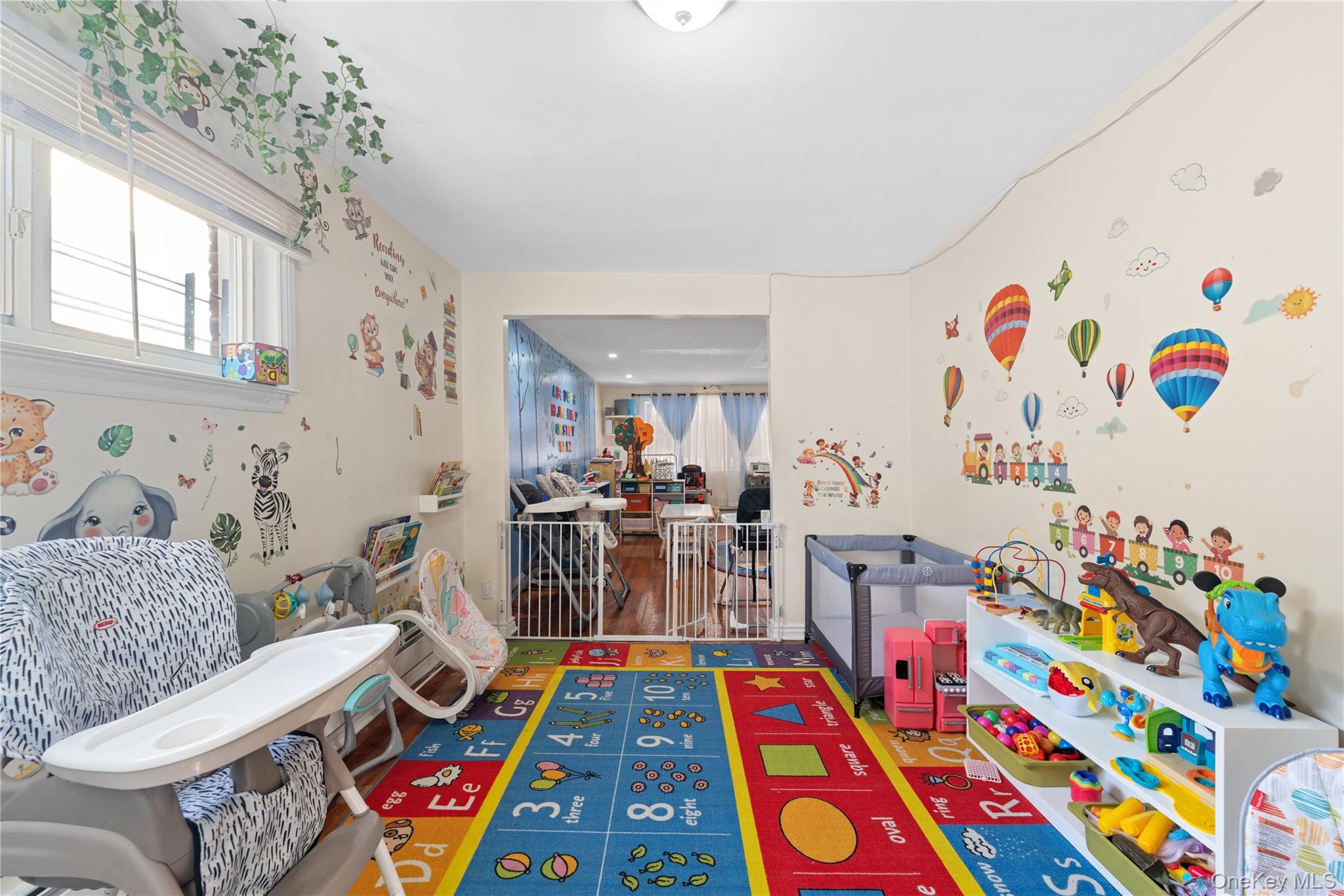 #7 photo, 1031 E 225, הברונקס Bronx , NY 10466