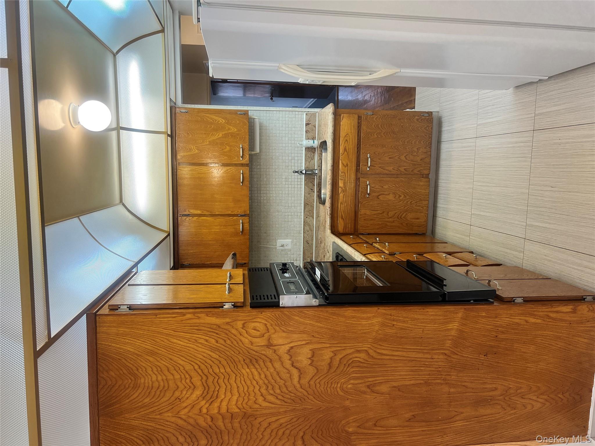 #3 photo, 1019 E 104th Street, Бруклин ‖ Brooklyn , NY 11236