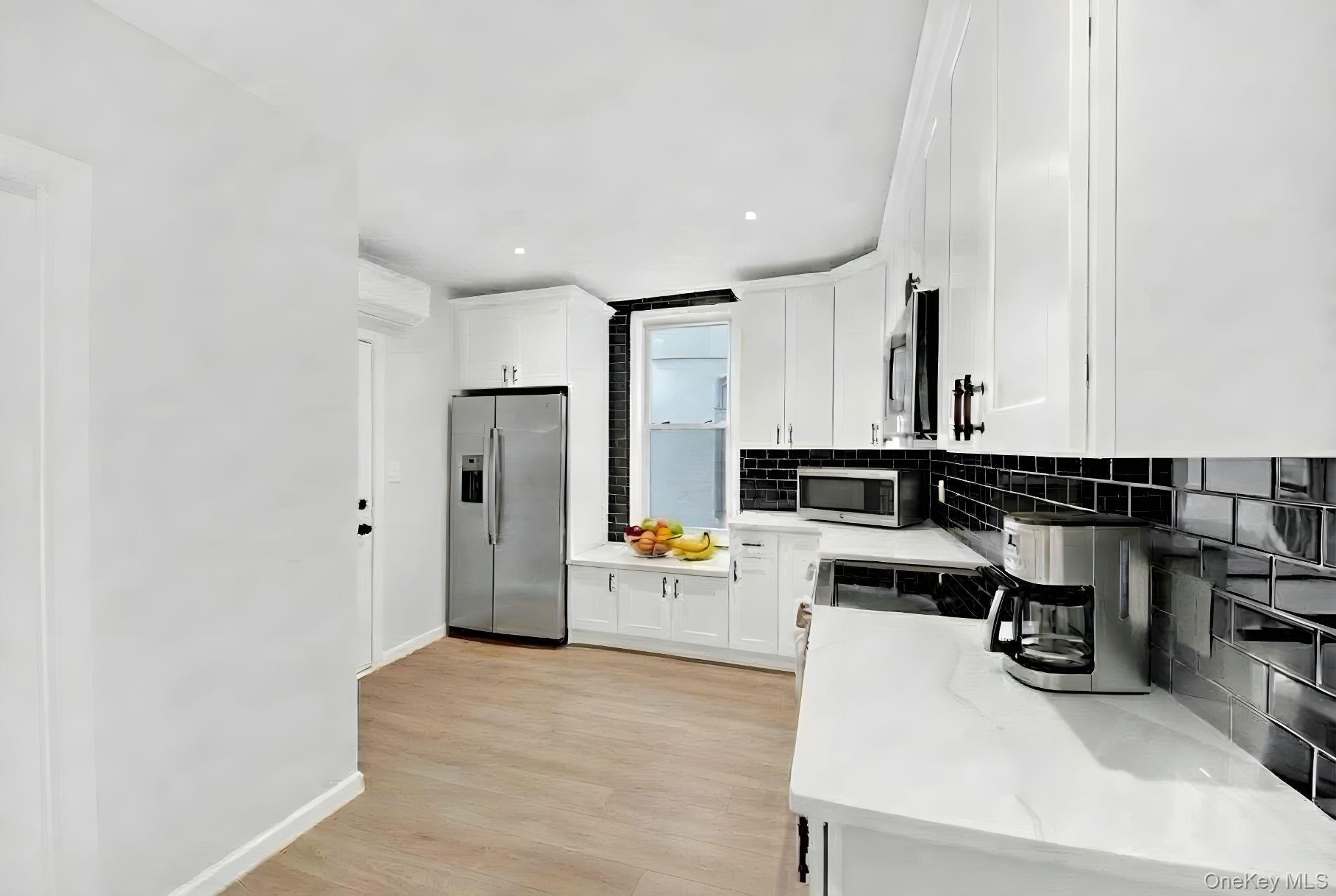 #5 photo, 3232 Fenton Avenue, Bronx , NY 10469