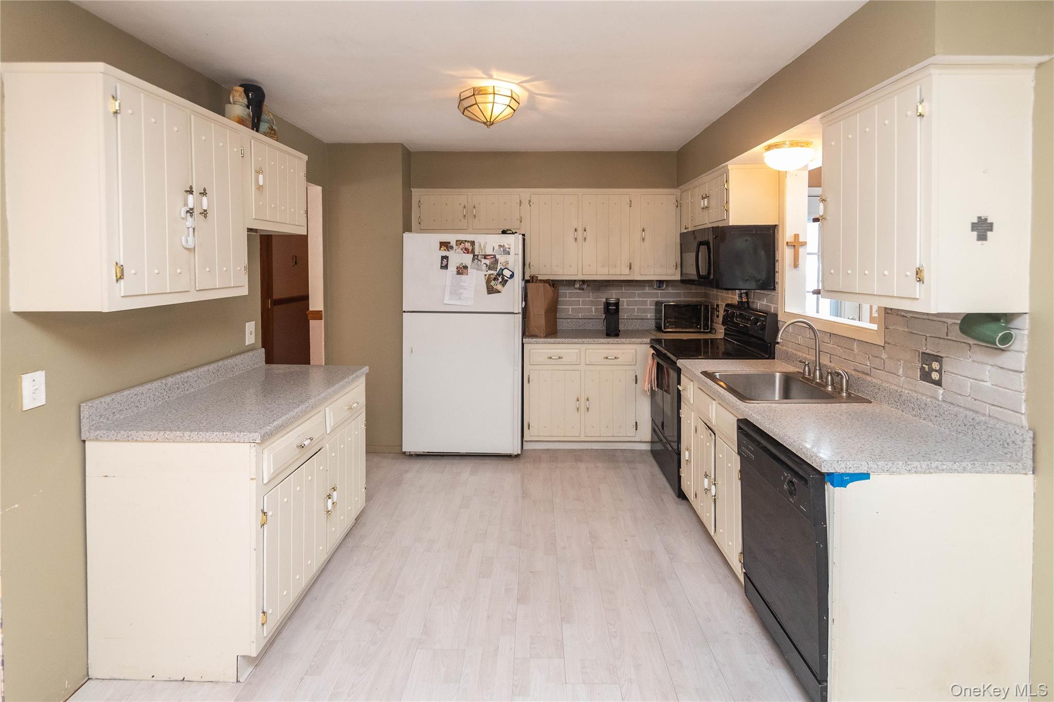 #19 photo, 32 Elizabeth Drive, Hopewell Junction , NY 12533