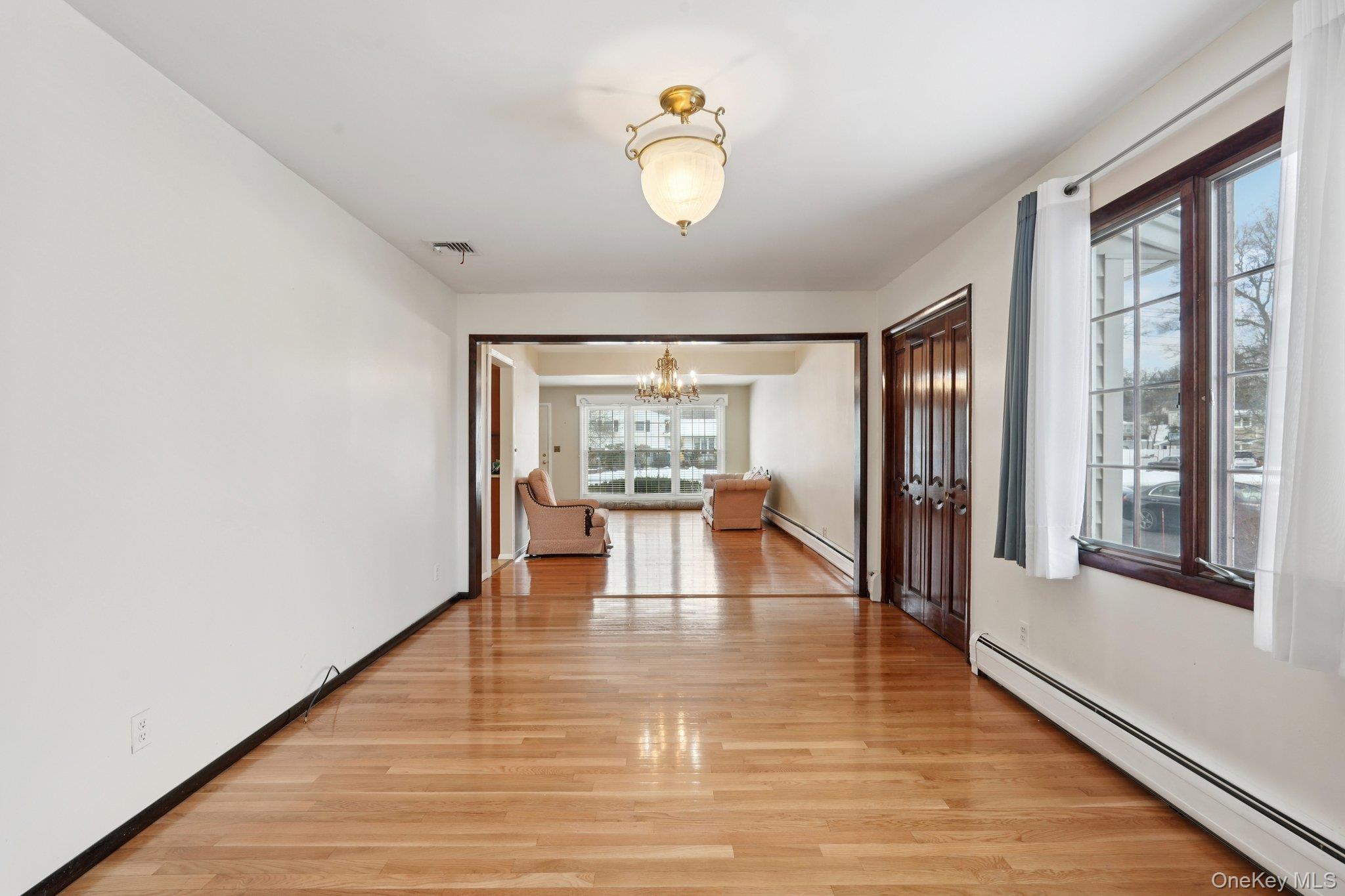 #14 photo, 12 Stratford Place, New City , NY 10956