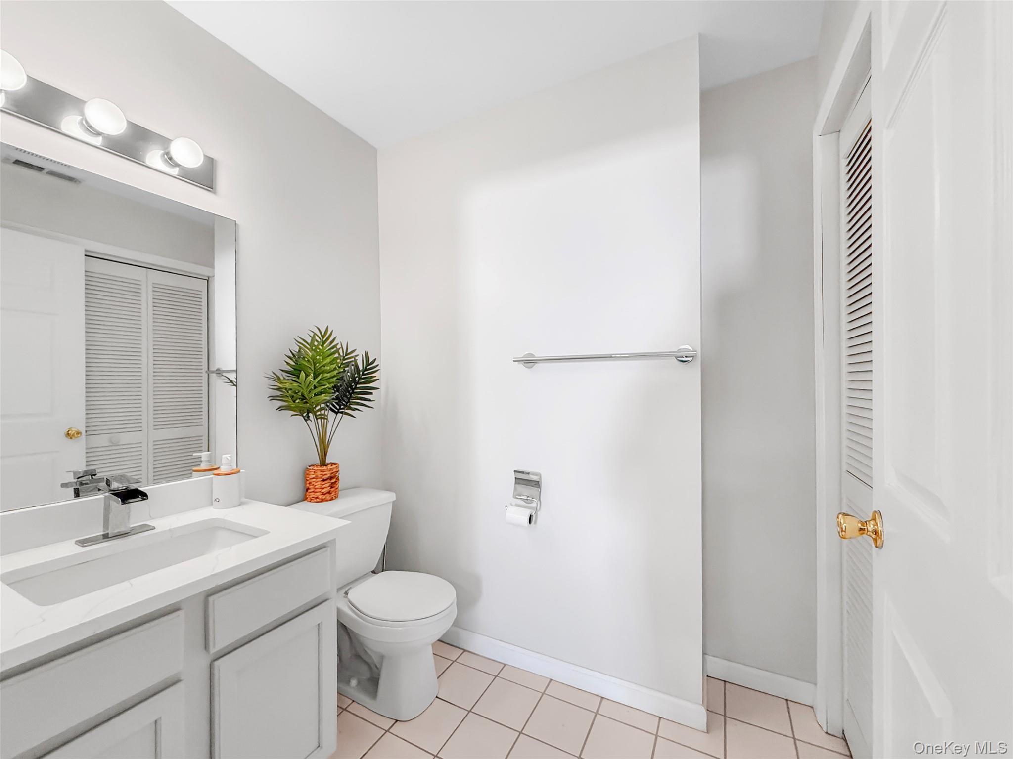 #10 photo, 50 Lois Lane, Monroe , NY 10950