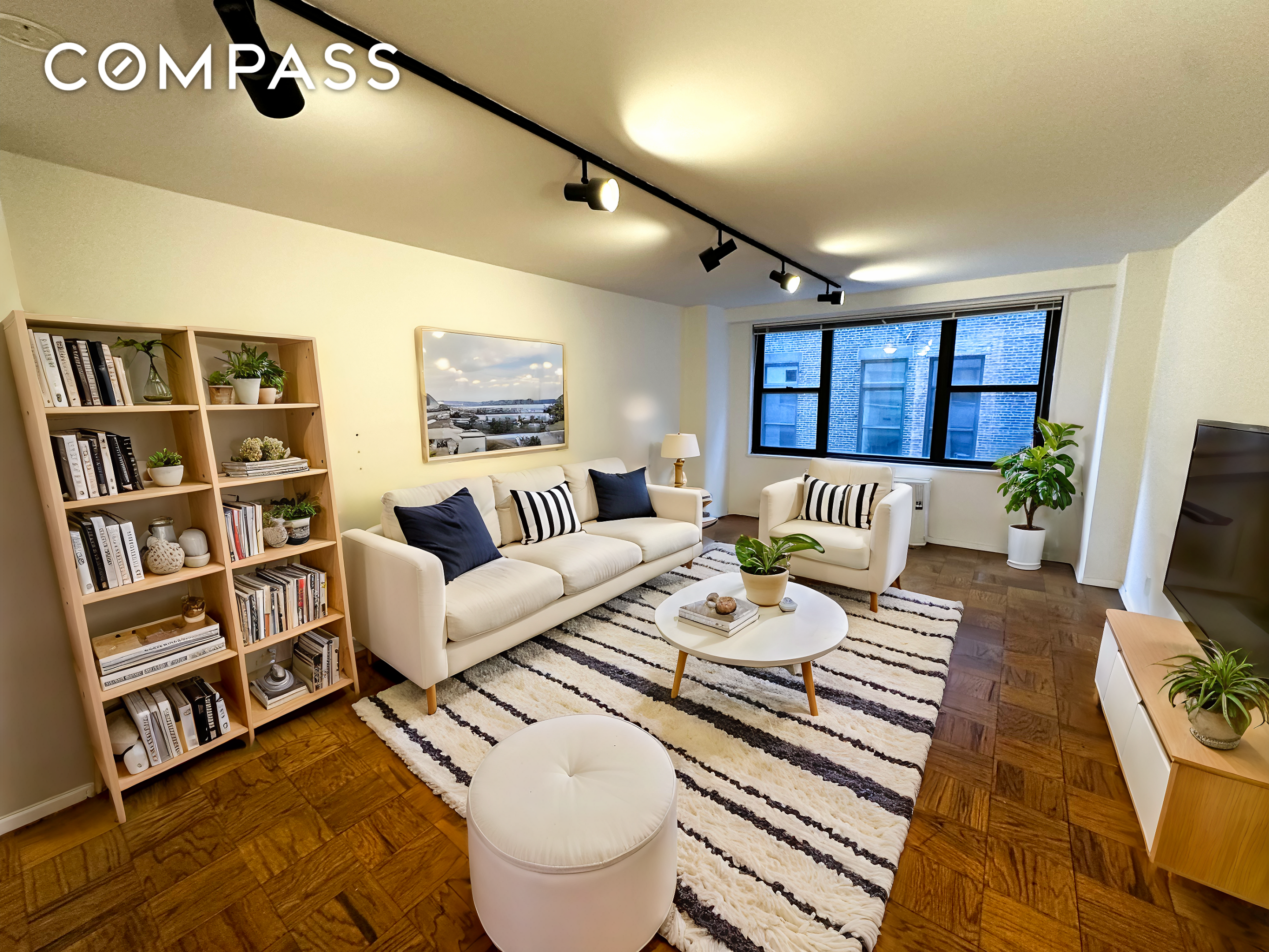 #1 photo, New York City, 曼哈頓 东村区 Flatiron , NY 10003