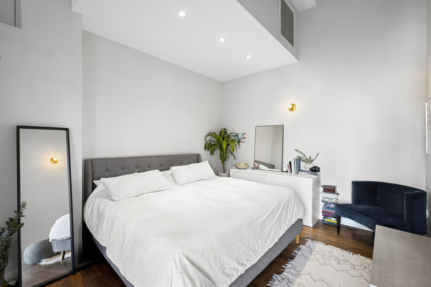 #5 photo, 111 4TH Avenue, मैनहटन East Village , NY 10003