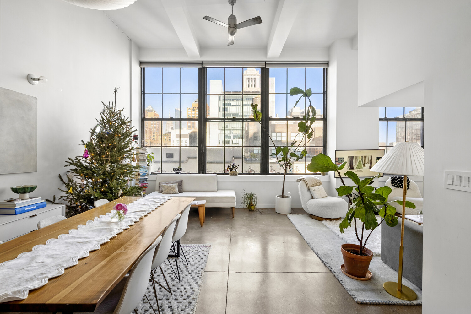 #8 photo, 111 4TH Avenue, मैनहटन East Village , NY 10003