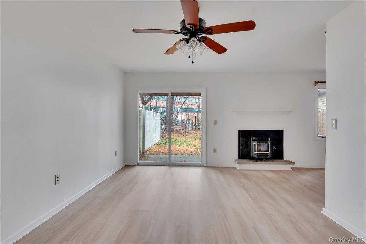 #10 photo, 20 Heartwood Court, 纽约州 Call Listing Agent , NY 12065