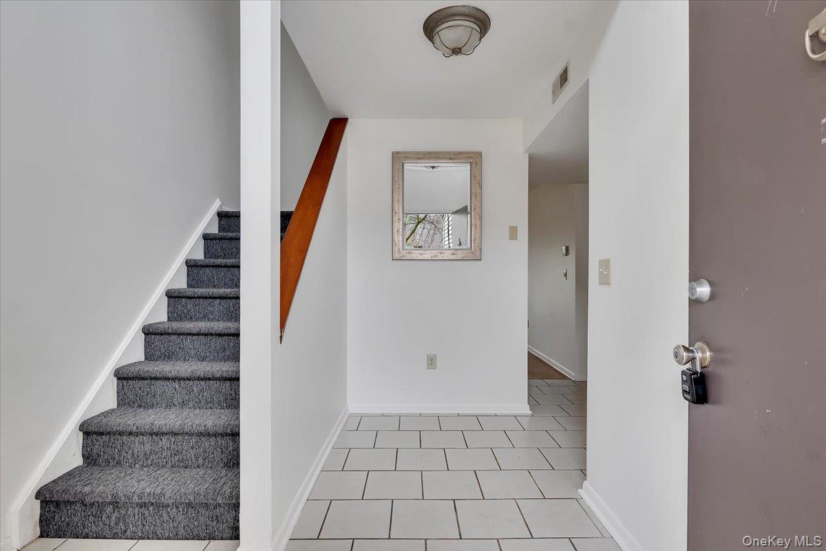 #5 photo, 20 Heartwood Court, 纽约州 Call Listing Agent , NY 12065