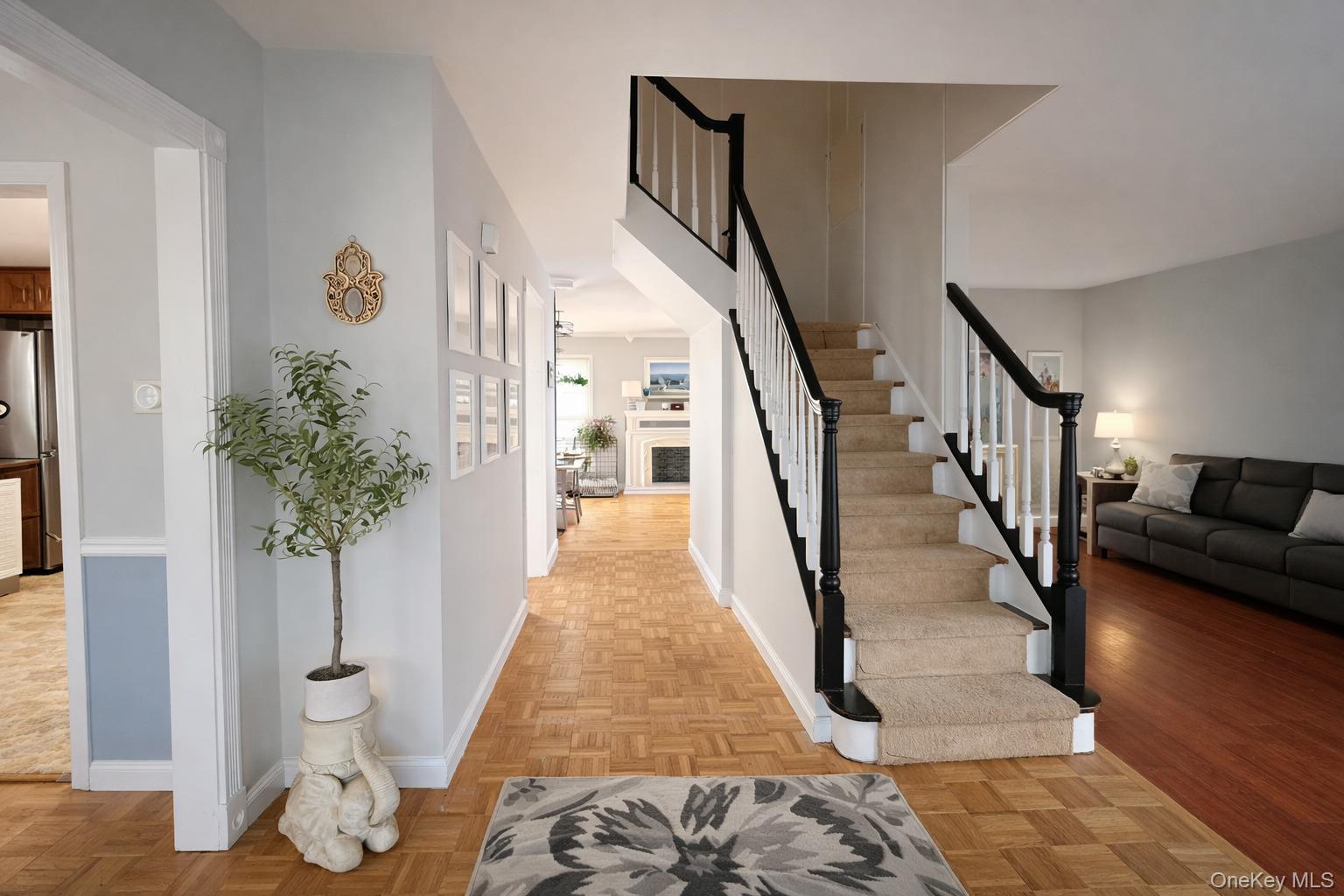 #2 photo, 9 Katie Court, Lake Grove , NY 11755