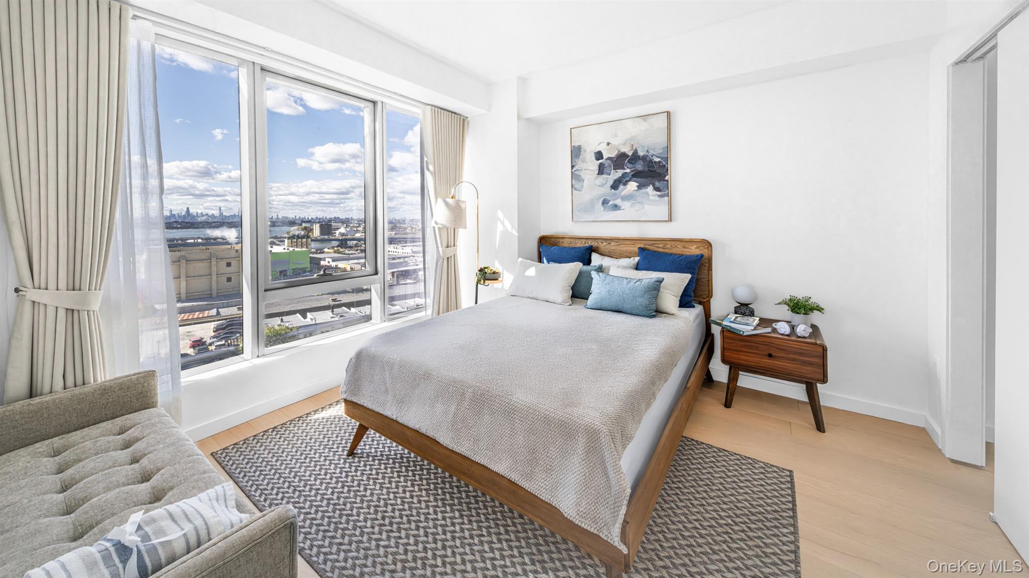 #5 photo, 33-71 Prince Street, फ्लशिंग Flushing , NY 11354