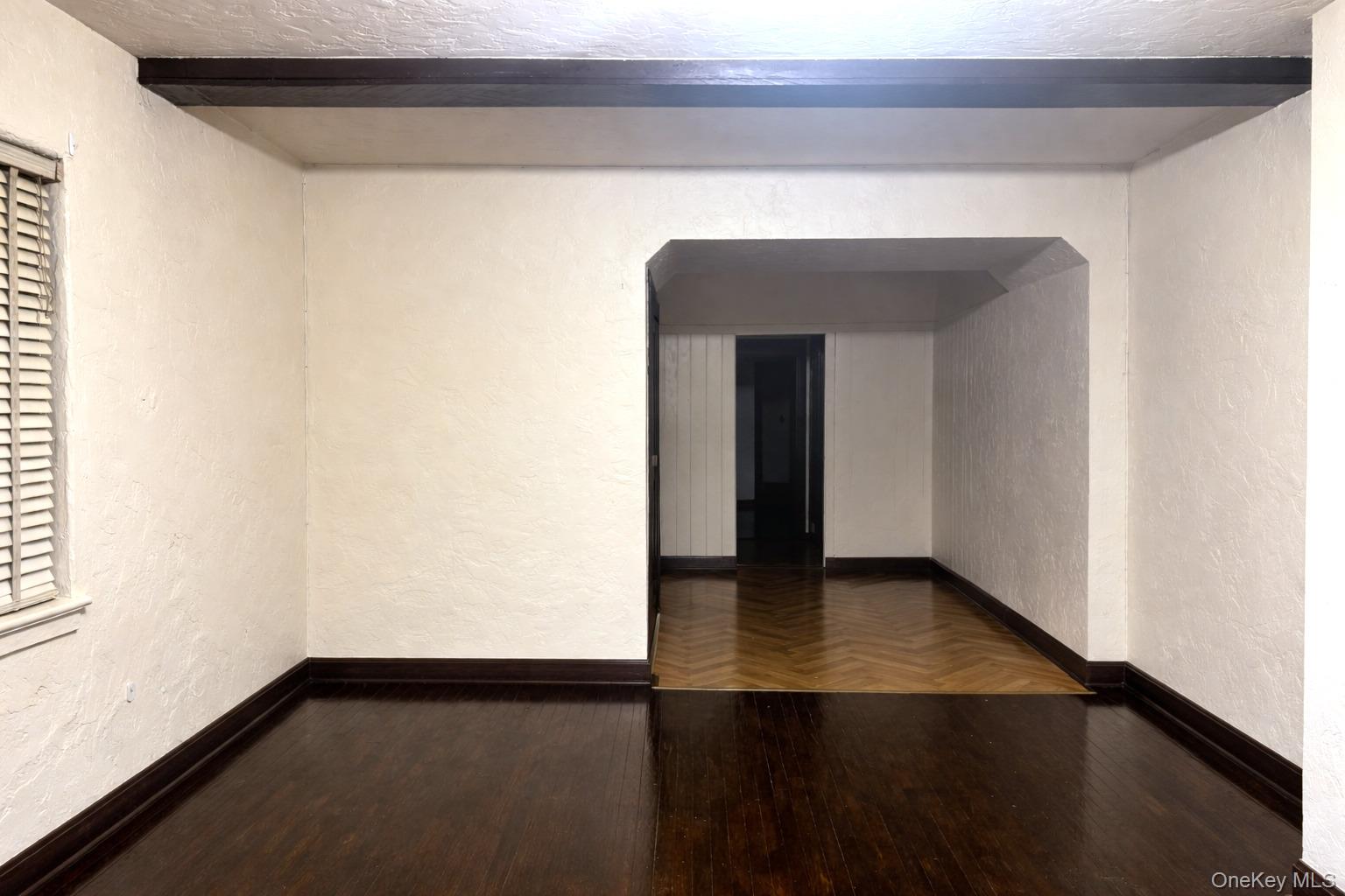 #3 photo, 4017 194th Street, 皇后区 贝塞 Bayside , NY 11358