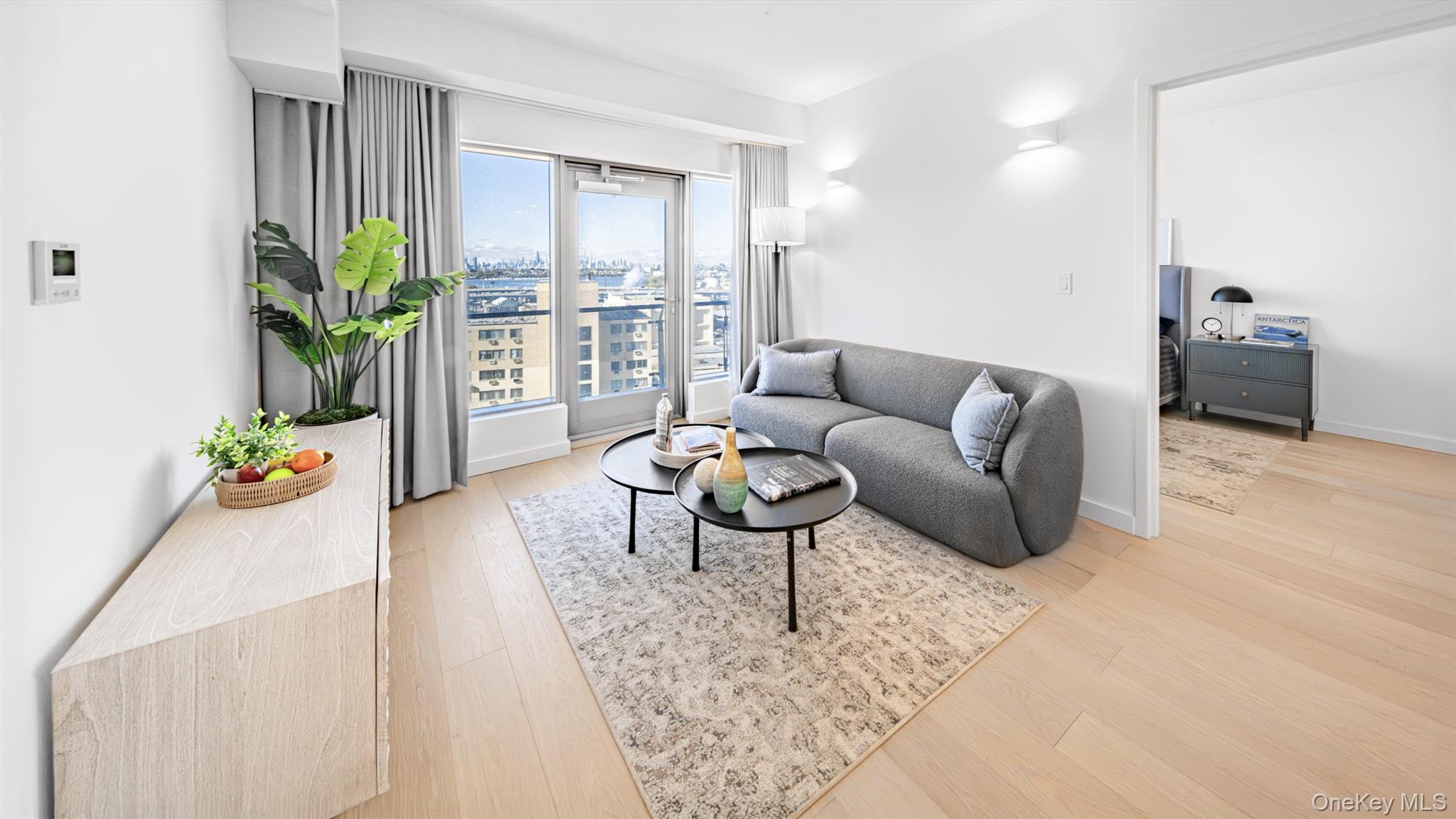 #2 photo, 33-71 Prince Street, फ्लशिंग Flushing , NY 11354