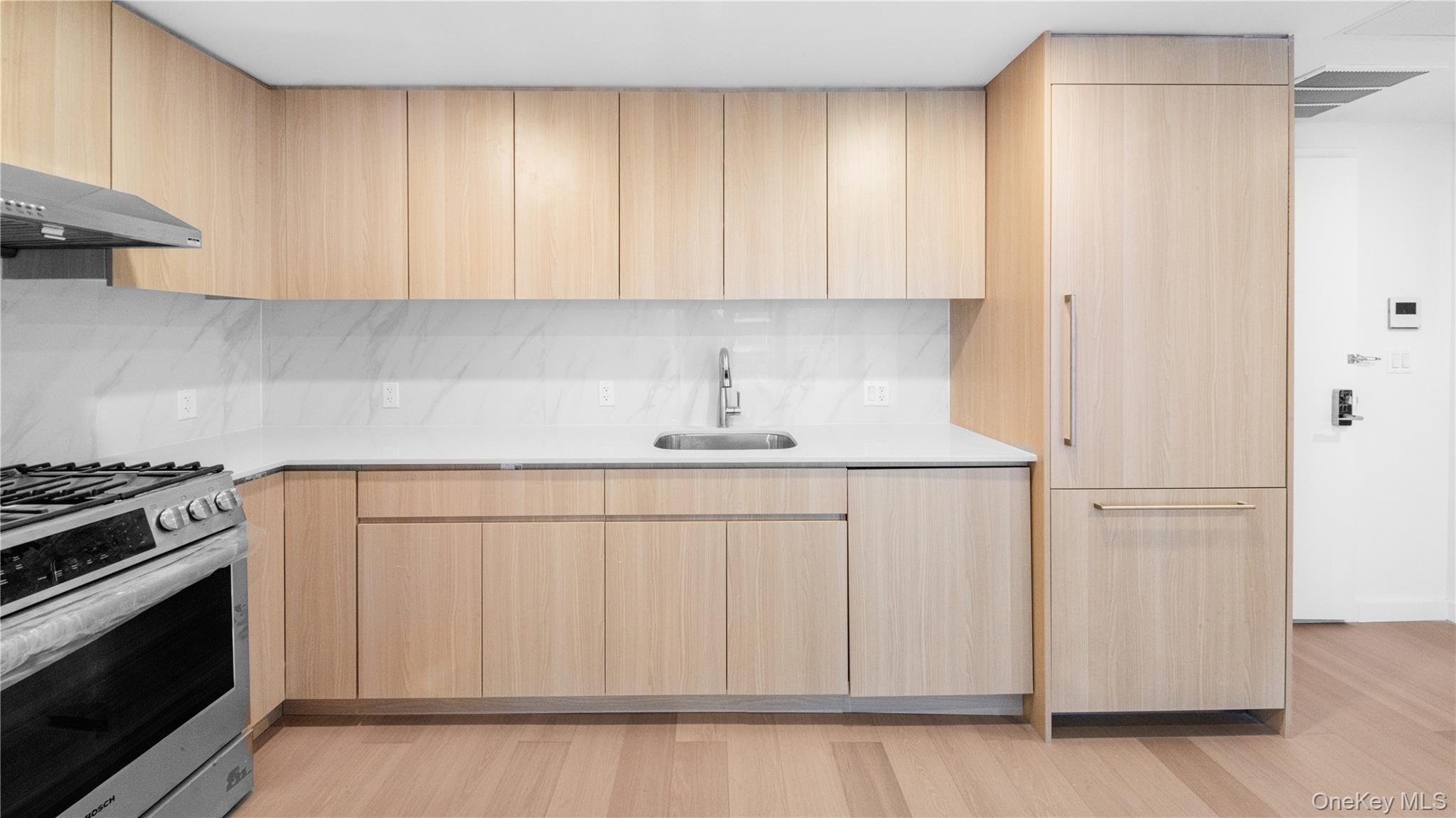 #5 photo, 33-71 Prince Street, फ्लशिंग Flushing , NY 11354