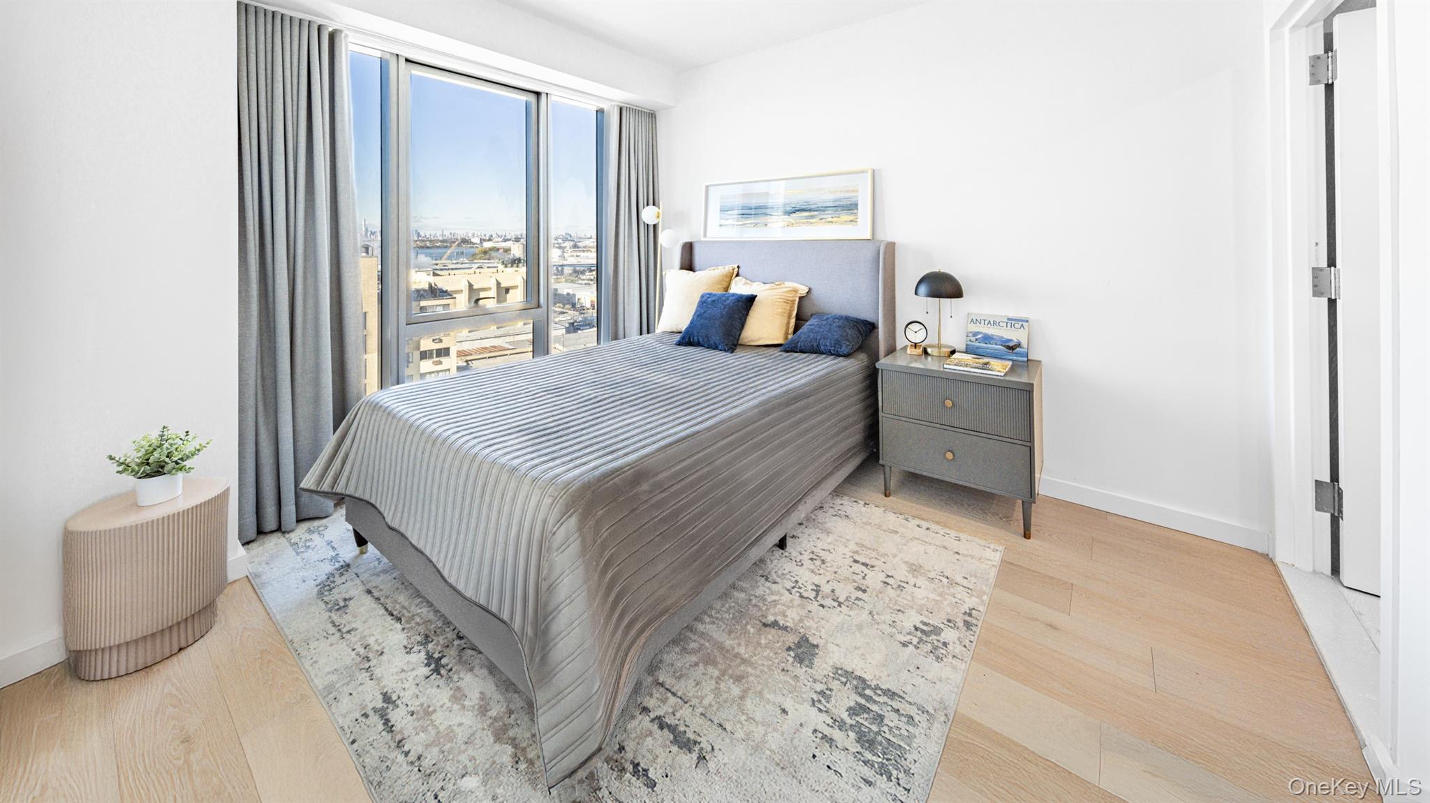 #3 photo, 33-71 Prince Street, फ्लशिंग Flushing , NY 11354