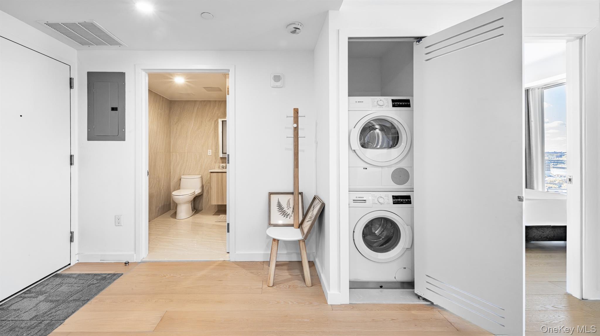 #7 photo, 33-71 Prince Street, फ्लशिंग Flushing , NY 11354