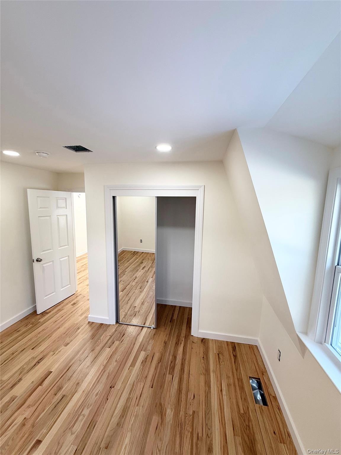 #20 photo, 31 N Cozine Road, Manorville , NY 11949