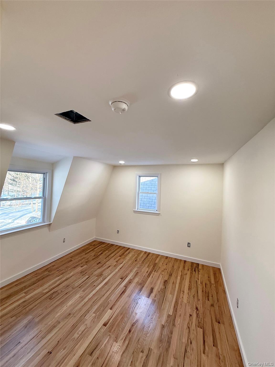 #3 photo, 31 N Cozine Road, Manorville , NY 11949