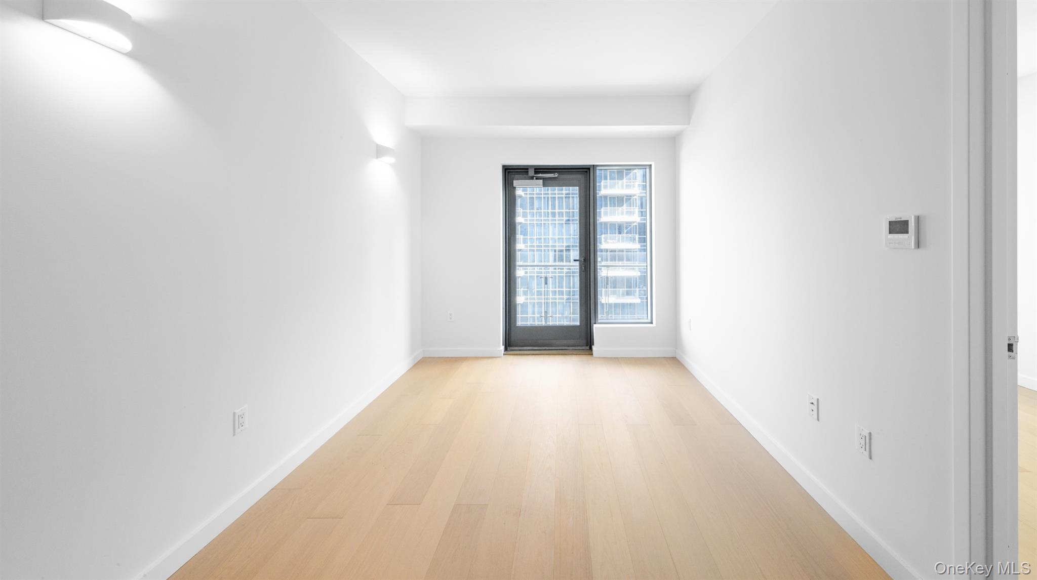 #2 photo, 33-71 Prince Street, फ्लशिंग Flushing , NY 11354