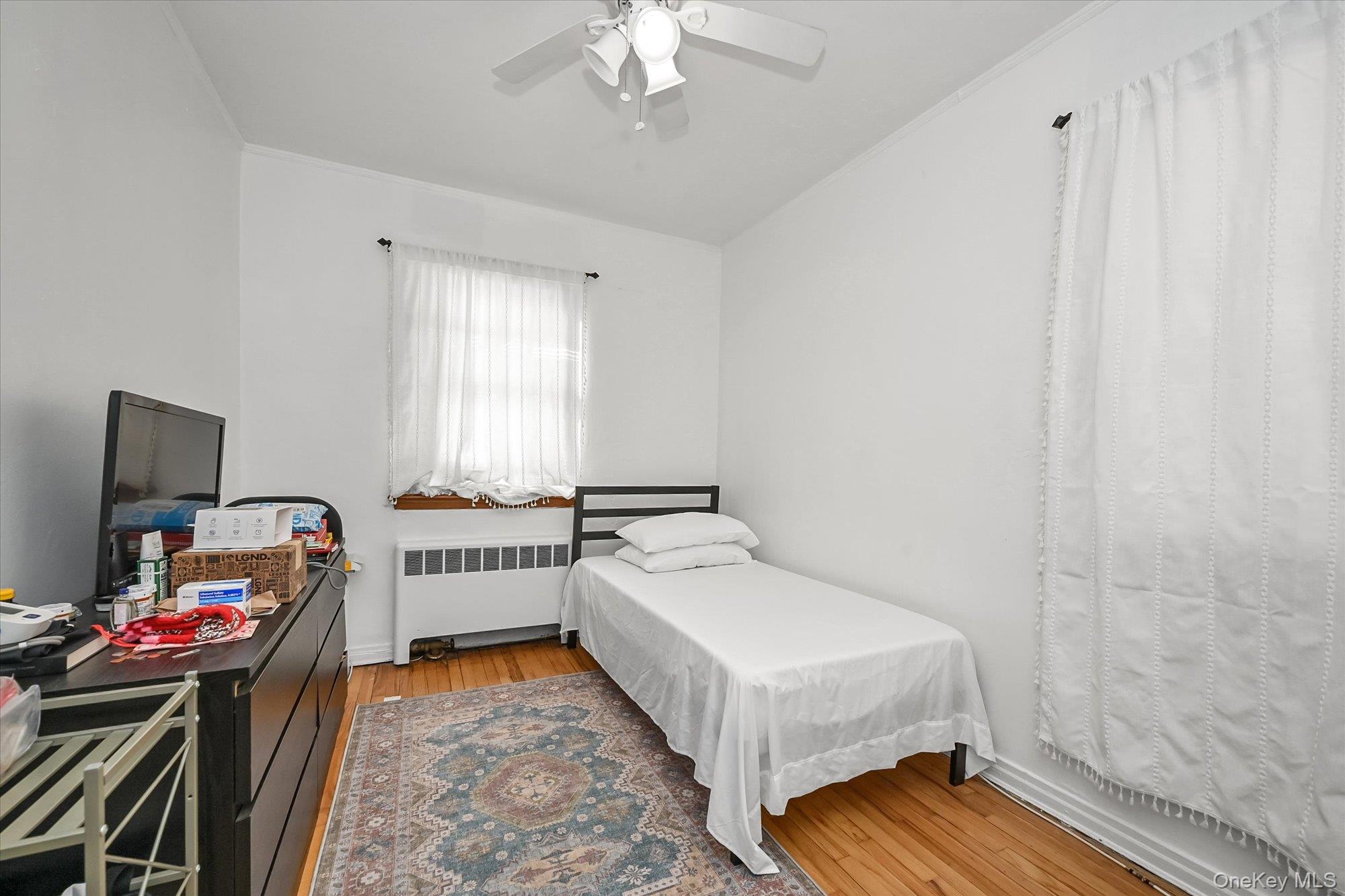 #7 photo, 53-08 193rd Street, Куинс ‖ Fresh Meadows , NY 11365