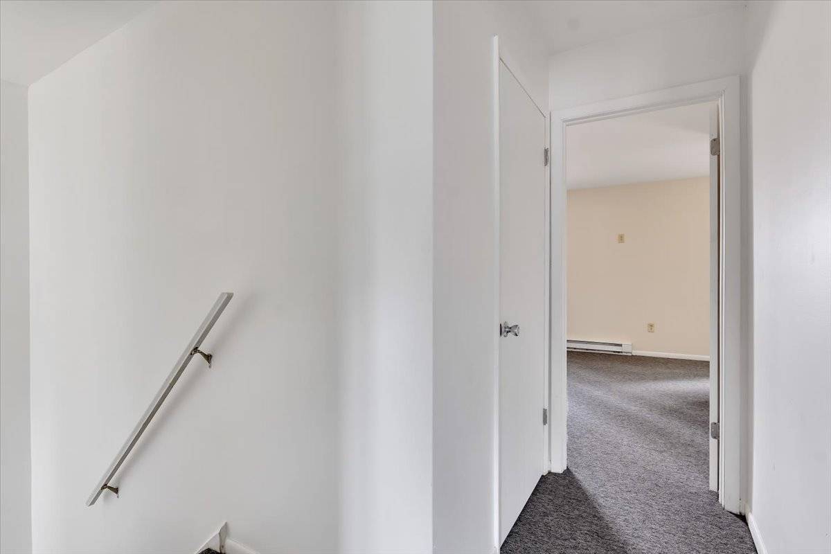 #22 photo, 20 Heartwood  Court, 纽约州 Clifton Park , NY 12065