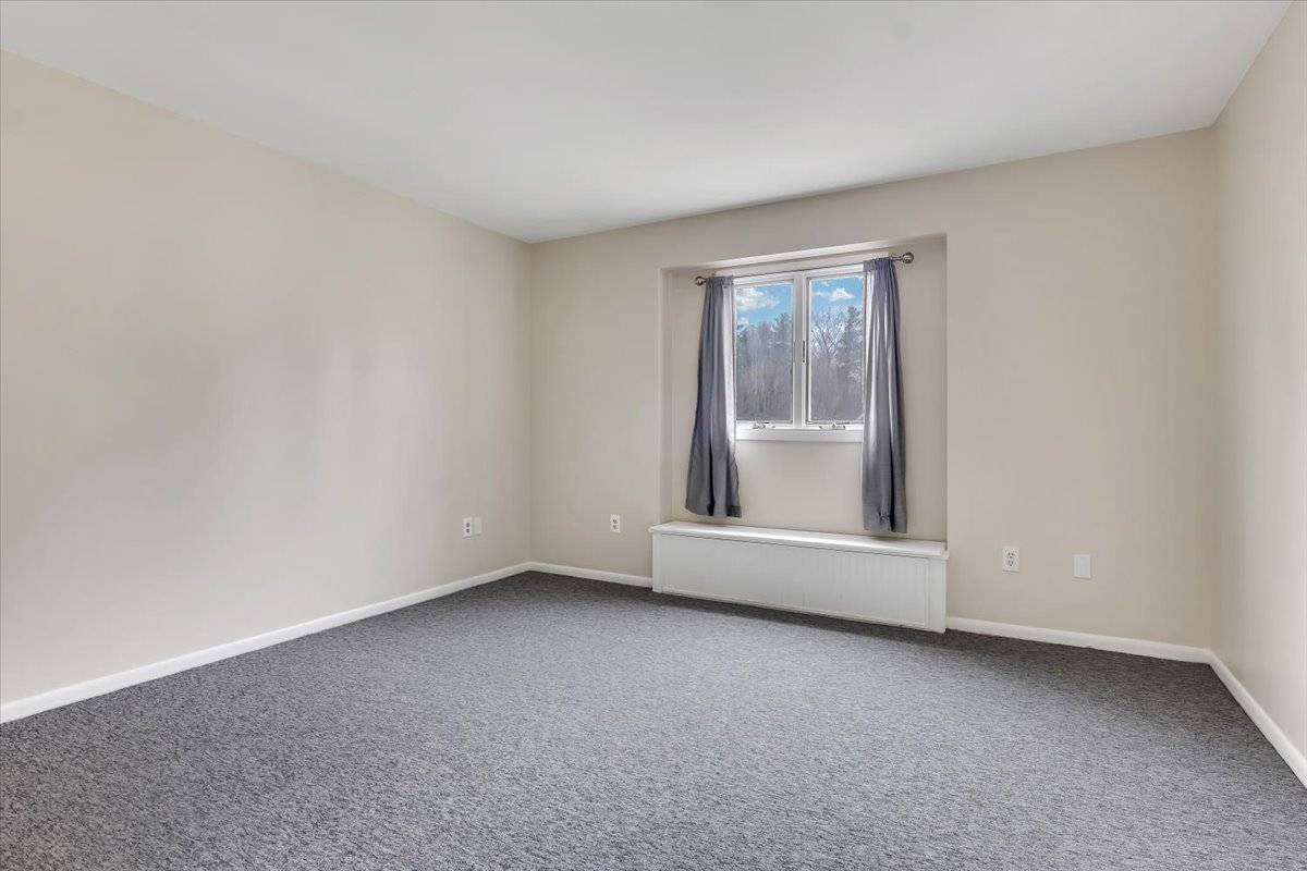 #23 photo, 20 Heartwood  Court, 纽约州 Clifton Park , NY 12065