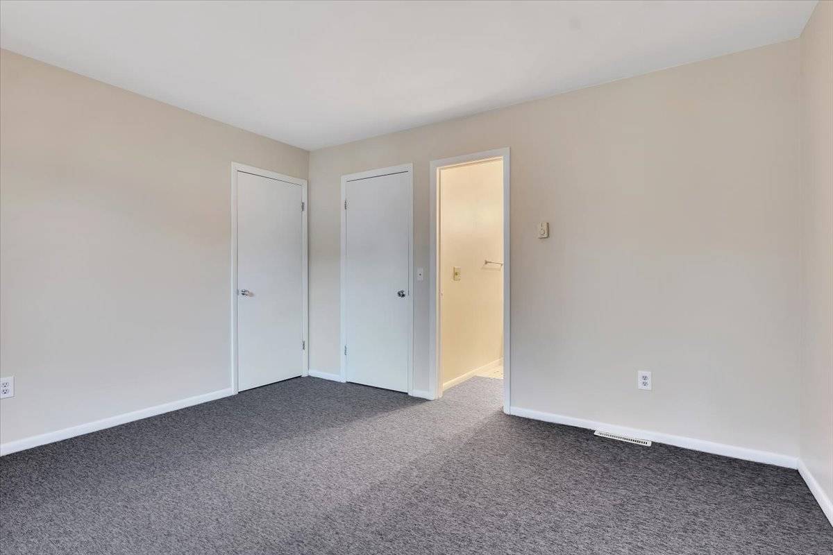 #24 photo, 20 Heartwood  Court, 纽约州 Clifton Park , NY 12065