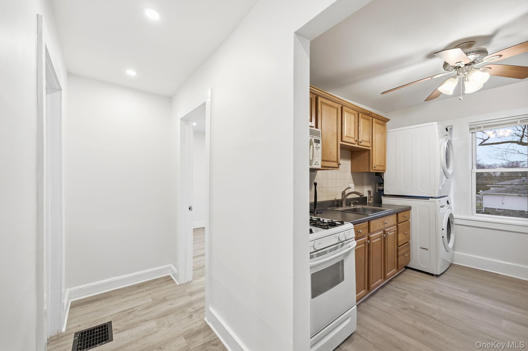 #16 photo, 359 Orangeburg Road, 뉴욕주 Pearl River , NY 10965