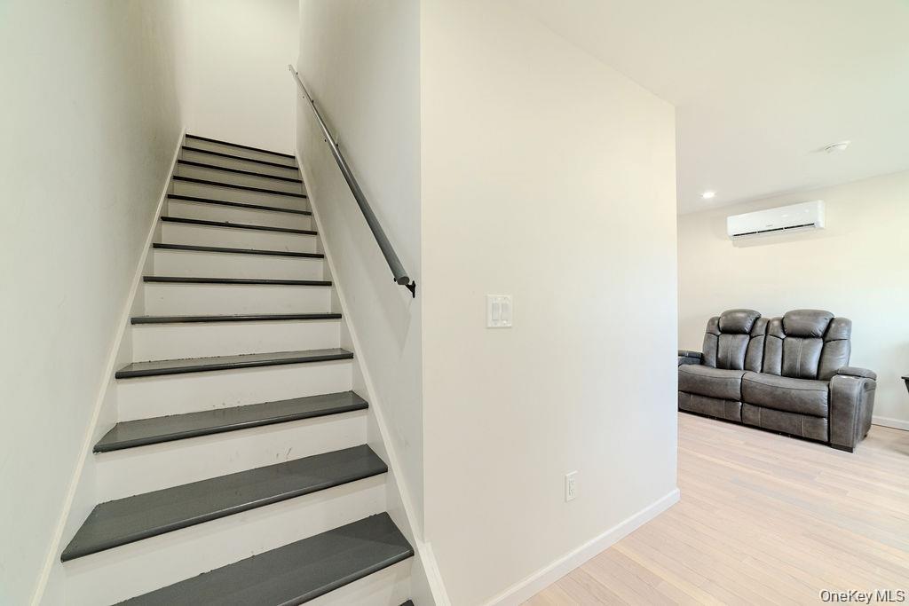 #10 photo, 327 Mundy Lane, 紐約州 Mount Vernon , NY 10550