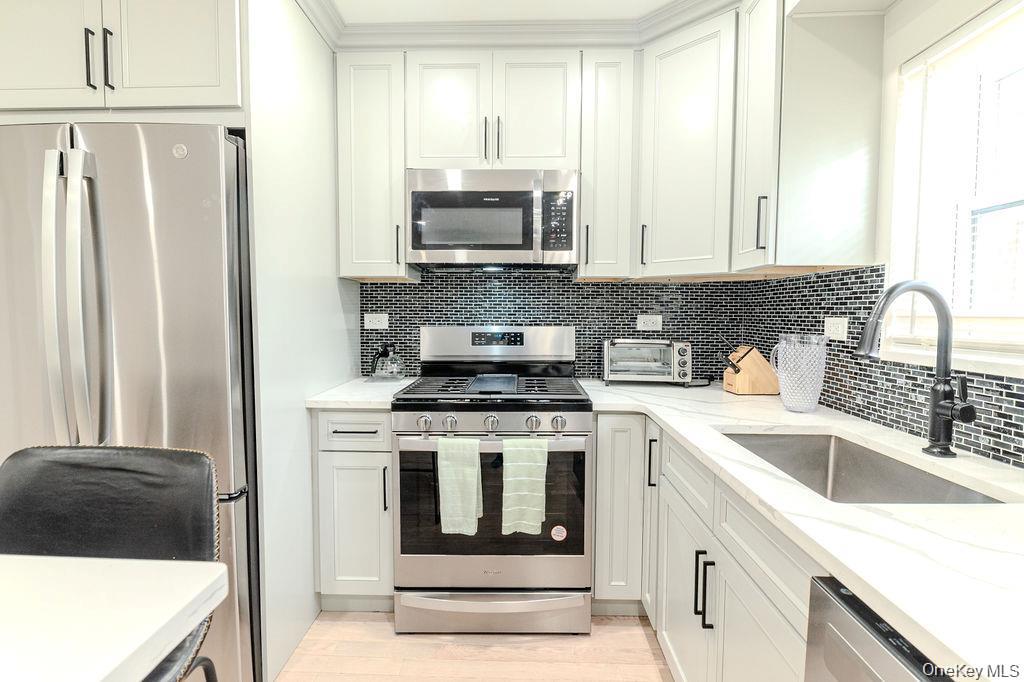 #16 photo, 327 Mundy Lane, 紐約州 Mount Vernon , NY 10550