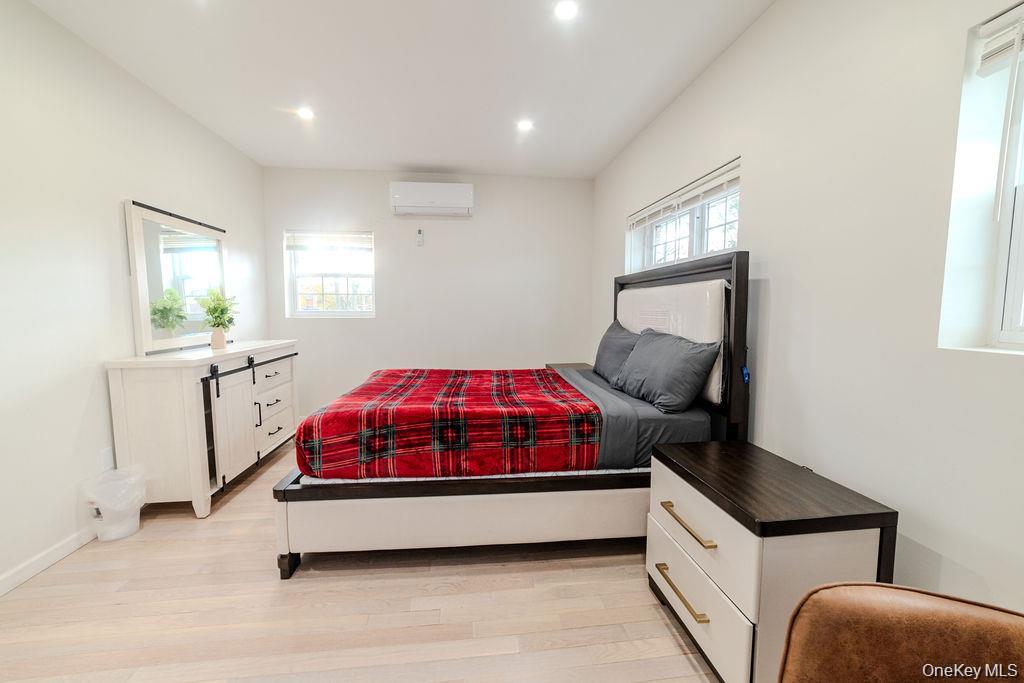 #3 photo, 327 Mundy Lane, 紐約州 Mount Vernon , NY 10550