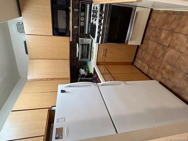 #5 photo, 7510 Yellowstone Boulevard, 뉴욕퀸즈 Rego Park , NY 11374