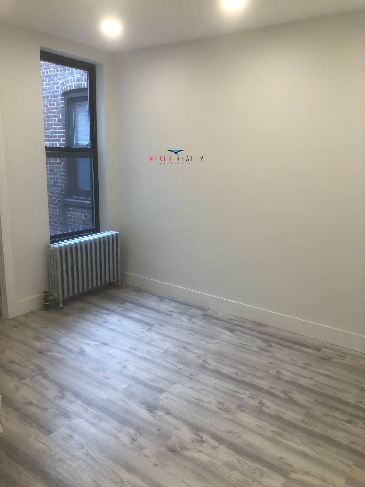 #3 photo, 45th street & 31st Avenue, लॉन्ग आइलैंड सिटी Astoria , NY 11103