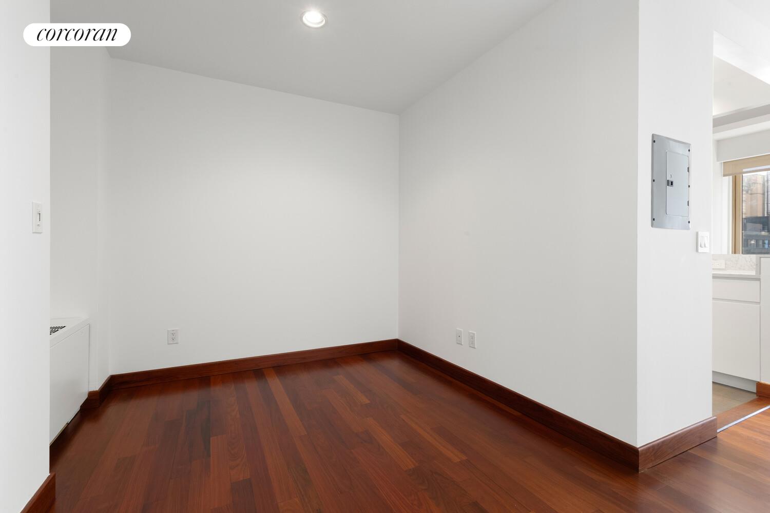 #4 photo, New York City, मैनहटन Lenox Hill , NY 10065