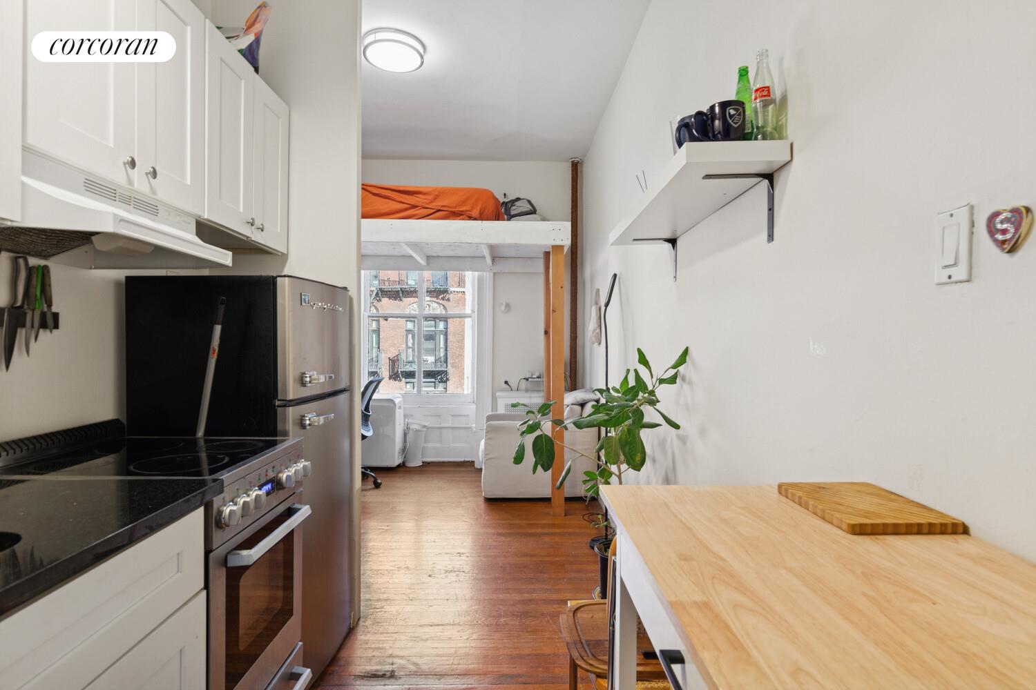 #2 photo, 118 MONTAGUE Street, Brooklyn Heights , NY 11201