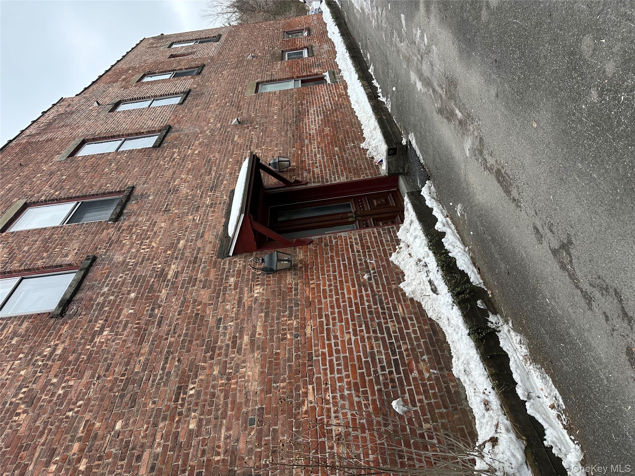 #6 photo, 165 Ulster Avenue, Saugerties , NY 12477