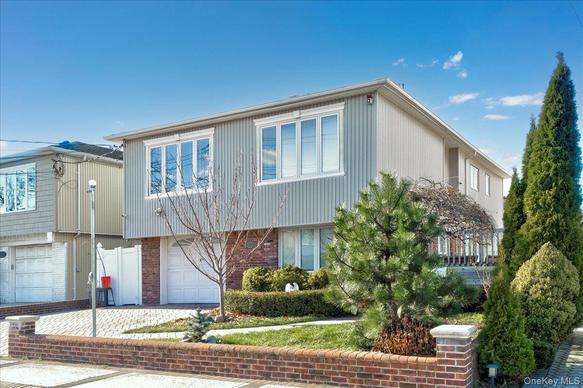 #3 photo, 161-08 86 Street, Howard Beach , NY 11414