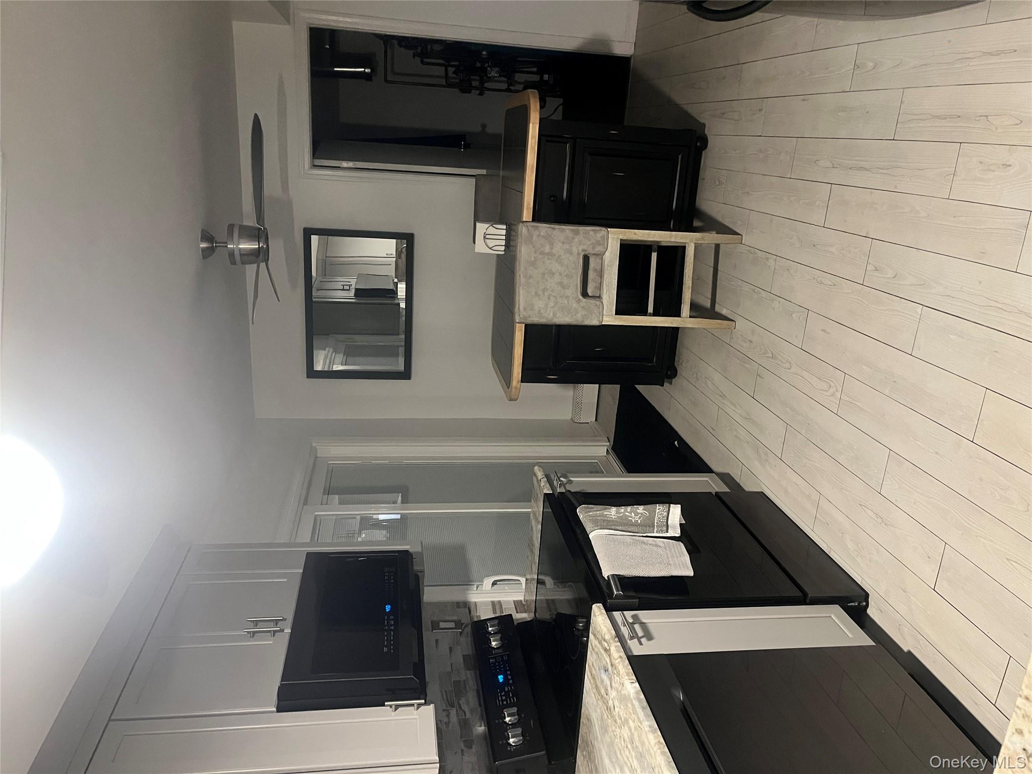 #12 photo, 74 Wedgewood Drive, Саффолк ‖ Brookhaven , NY 11727