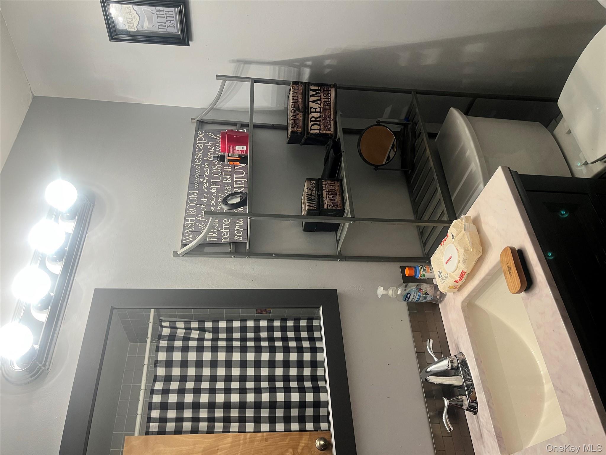 #19 photo, 74 Wedgewood Drive, Саффолк ‖ Brookhaven , NY 11727